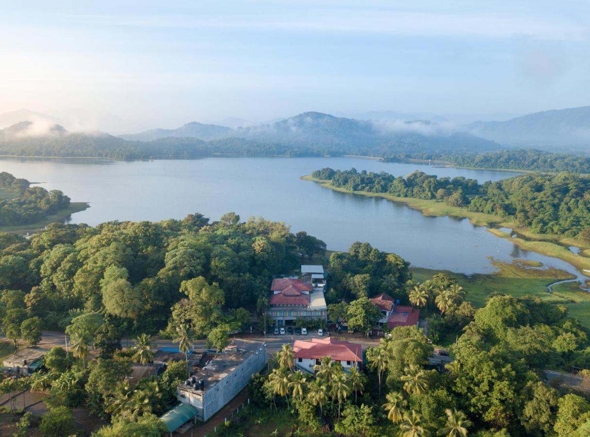 Mapakada Village - Mahiyanganaya Exterior foto